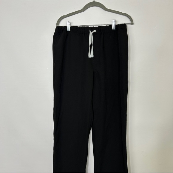 FIGS technical collection scrub pants men’s size small
Black - Picture 3 of 11